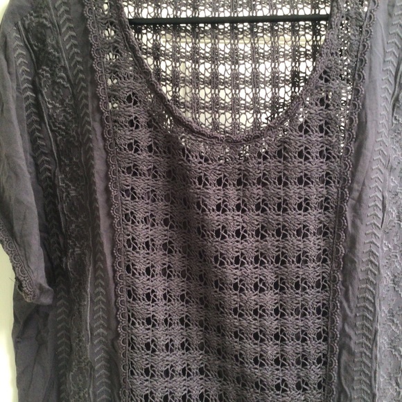 Lisa Z Charcoal Gray Sharkbite Hem Top & Cami - Picture 3 of 10